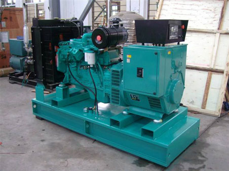 扶沟200kw康明斯柴油发电机组图片 扶沟200kw康明斯柴油发电机组图片